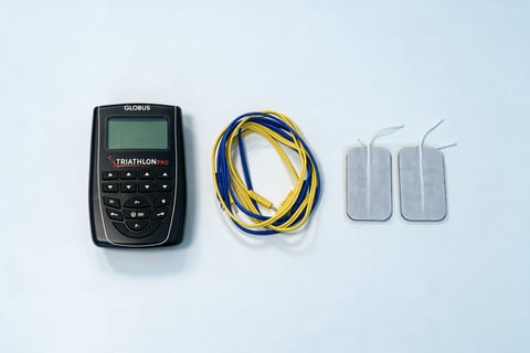 Elektrostimulator Globus Triathlon Pro s kabli in elektrodami
